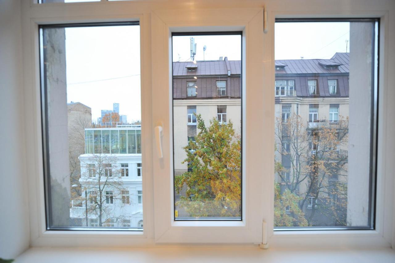 Central Comfort At Hanzas Residence, Stay Near Cafes, Bars, Museums & Esplanade Riga Kültér fotó